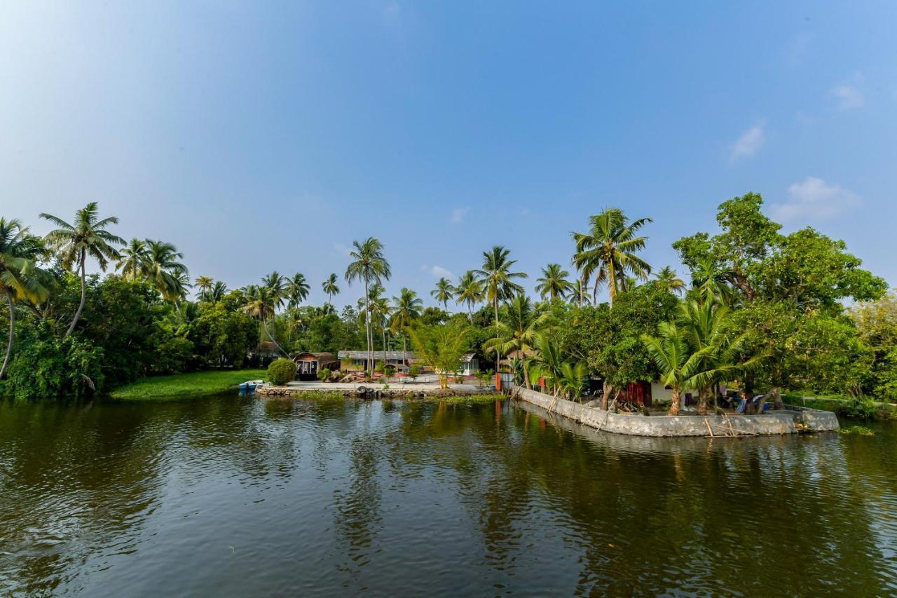 Oyo 5237 Island Lake Resort Alappuzha Ngoại thất bức ảnh